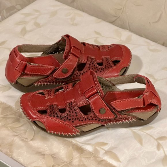 huaraches size 6 black